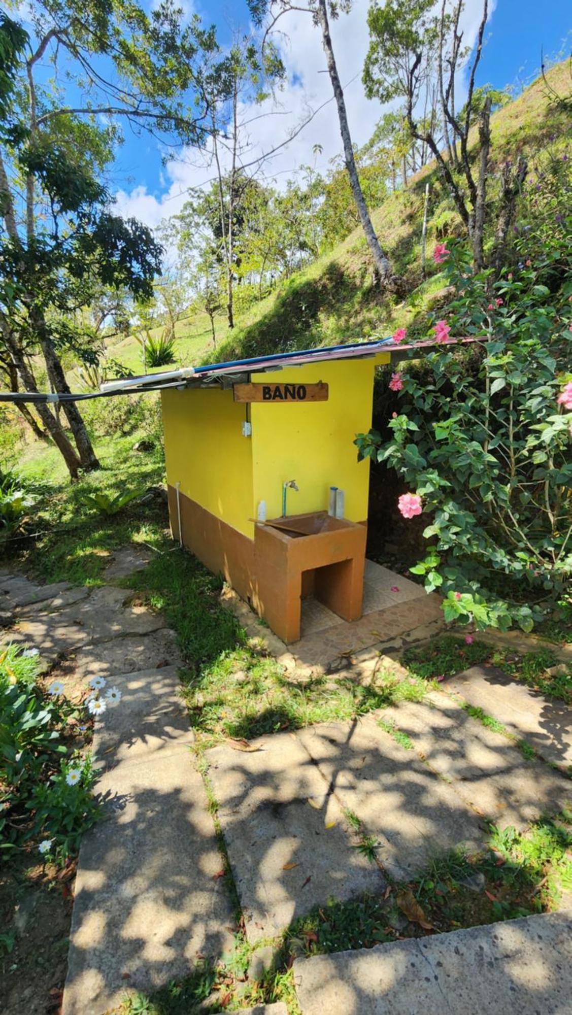 Hospedajes Richie Eco Camp Providencia Exterior foto